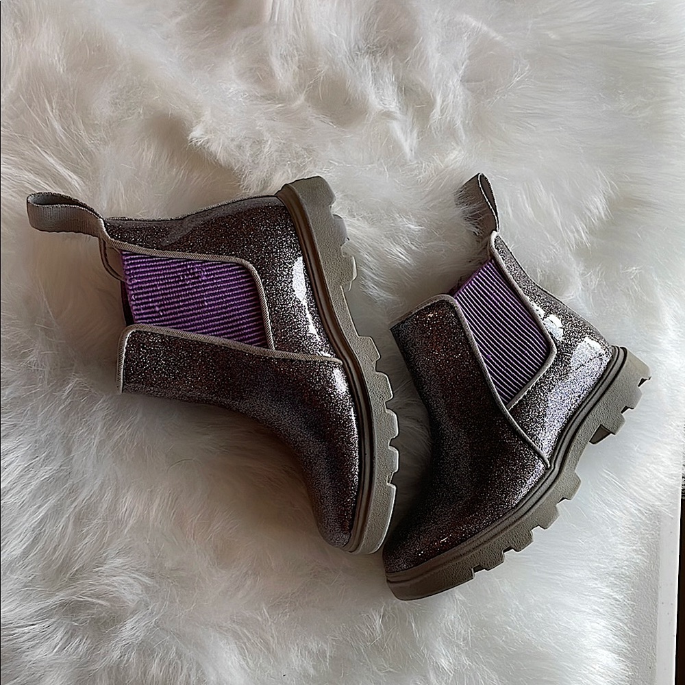 Natives shoes Rain Chelsea Boots used in good condition